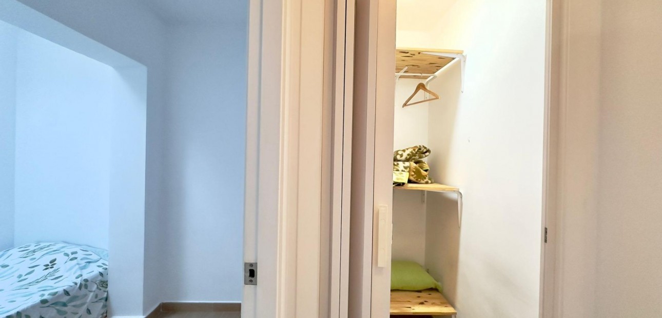 Venta - Bungalow -
Torrevieja - Carrefour