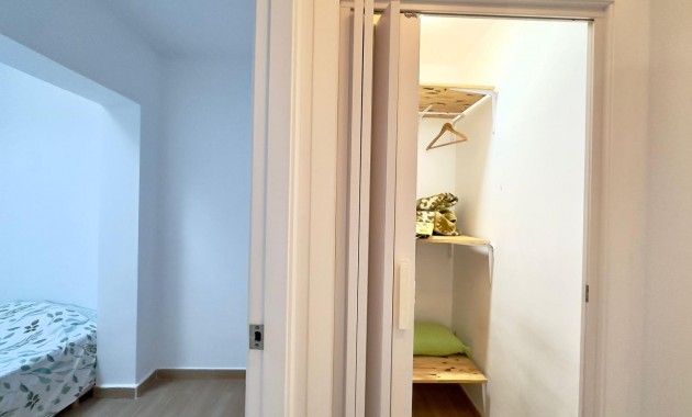 Venta - Bungalow -
Torrevieja - Carrefour