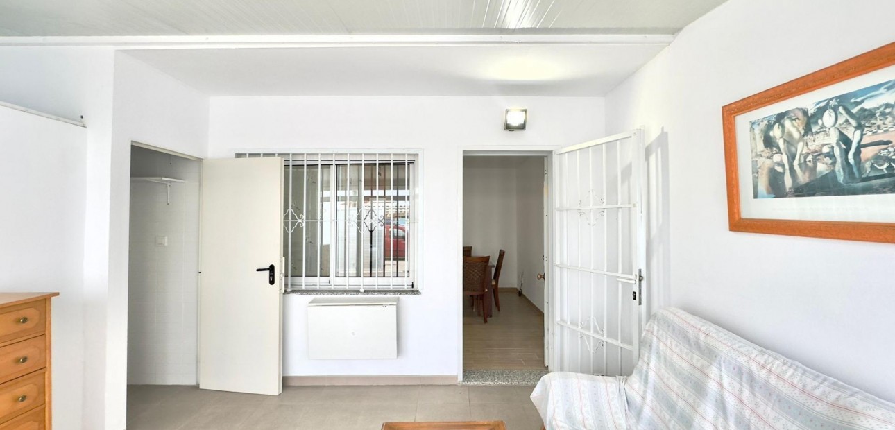 Venta - Bungalow -
Torrevieja - Carrefour