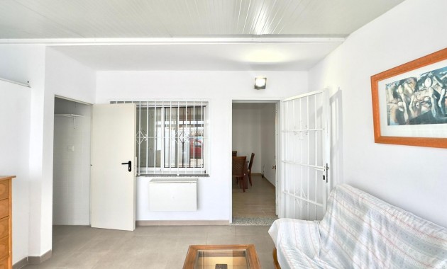 Venta - Bungalow -
Torrevieja - Carrefour