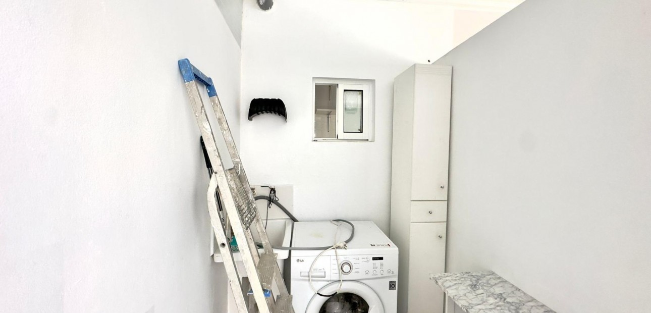 Venta - Bungalow -
Torrevieja - Carrefour