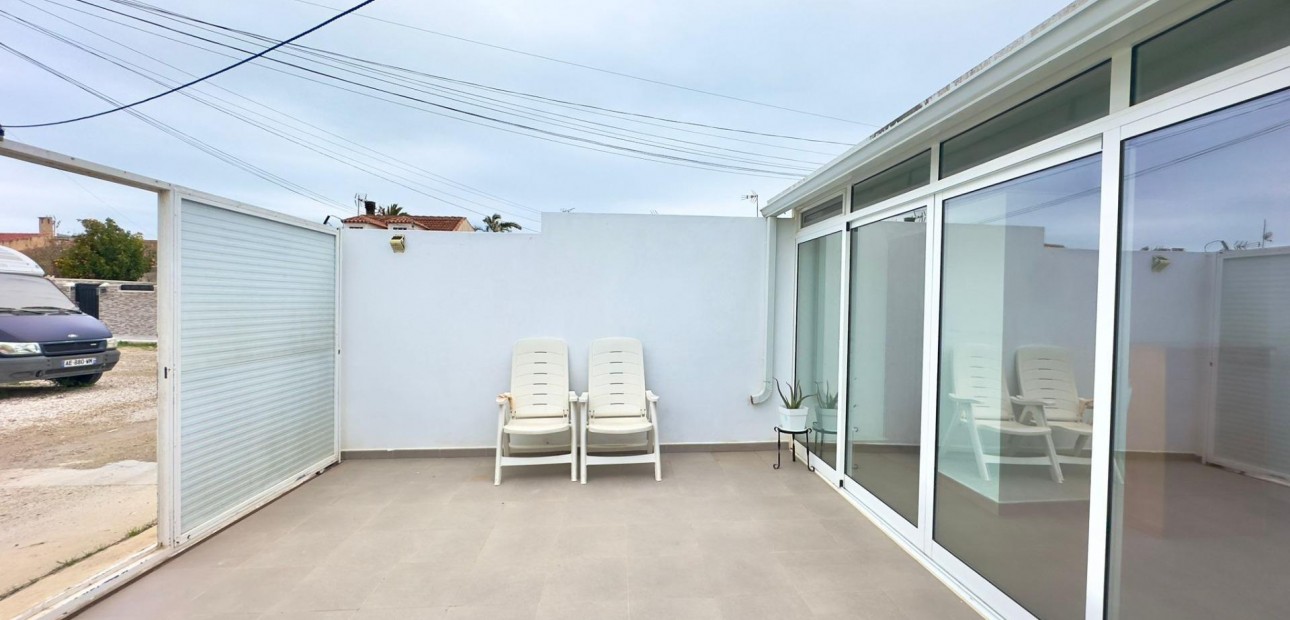 Venta - Bungalow -
Torrevieja - Carrefour