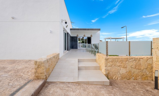 Sale - Detached Villa -
Algorfa - Lomas de La Juliana