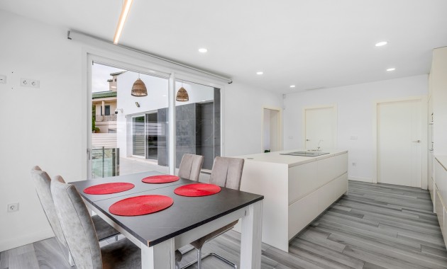 Sale - Detached Villa -
Algorfa - Lomas de La Juliana