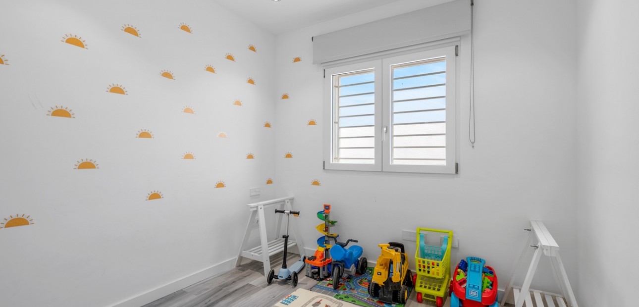 Sale - Detached Villa -
Algorfa - Lomas de La Juliana