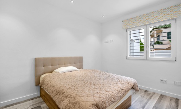 Sale - Detached Villa -
Algorfa - Lomas de La Juliana