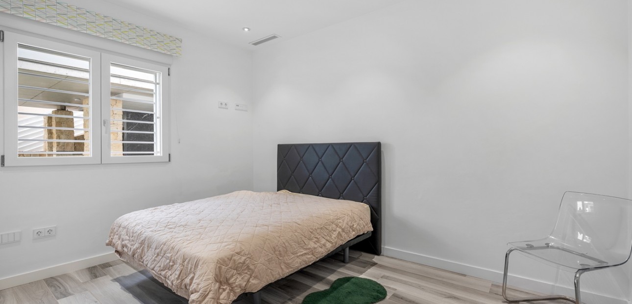 Sale - Detached Villa -
Algorfa - Lomas de La Juliana