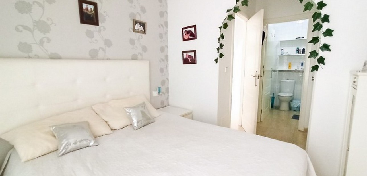 Herverkoop - Appartement / flat -
Formentera del Segura