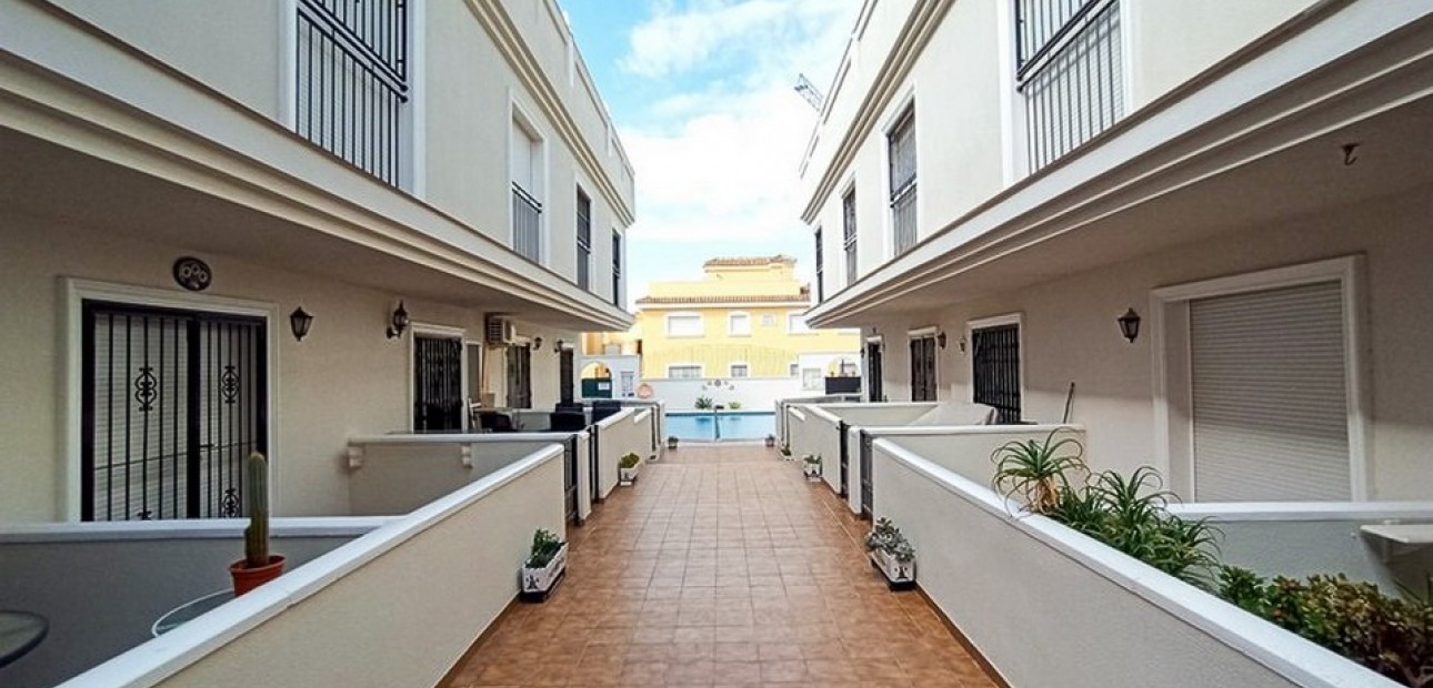 Herverkoop - Appartement / flat -
Formentera del Segura