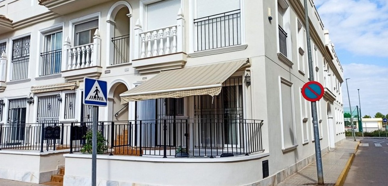 Herverkoop - Appartement / flat -
Formentera del Segura