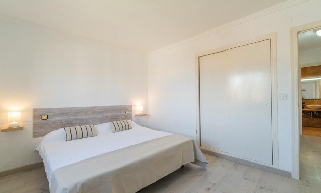 Venta - Apartamento / piso -
Torrevieja - Rocio del mar