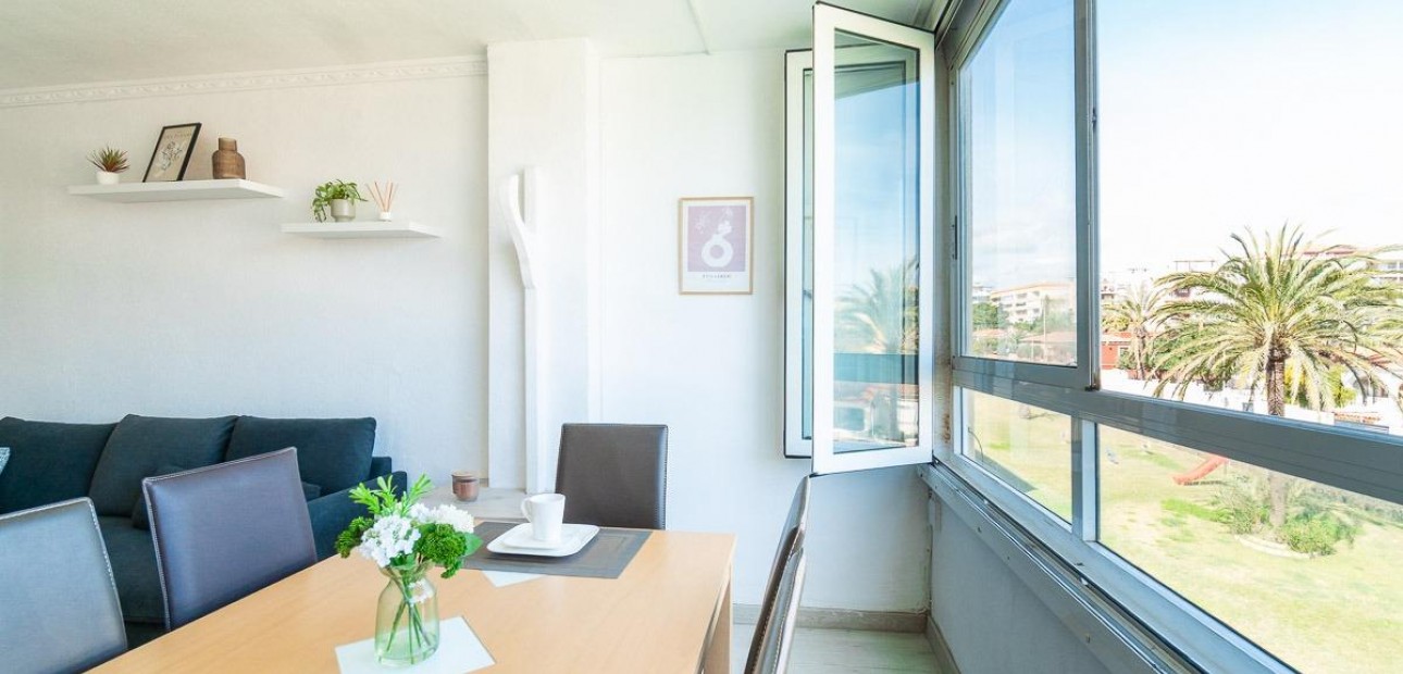 Venta - Apartamento / piso -
Torrevieja - Rocio del mar