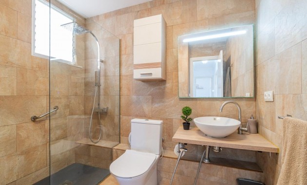 Venta - Apartamento / piso -
Torrevieja - Rocio del mar