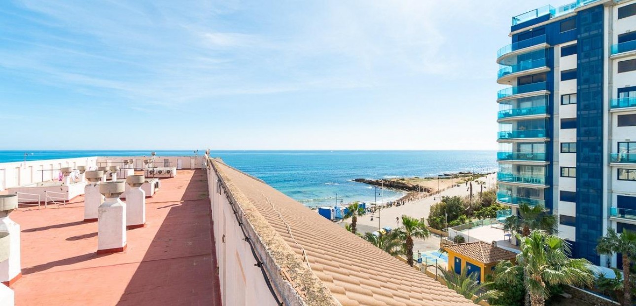 Venta - Apartamento / piso -
Torrevieja - Rocio del mar