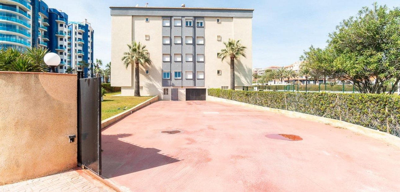 Venta - Apartamento / piso -
Torrevieja - Rocio del mar