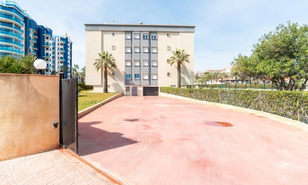 Venta - Apartamento / piso -
Torrevieja - Rocio del mar