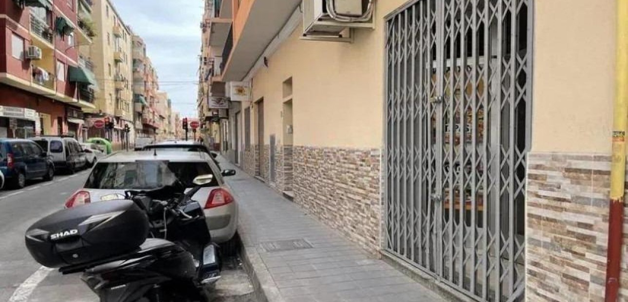 Venta - Commercial Unit -
Alicante - Altozano