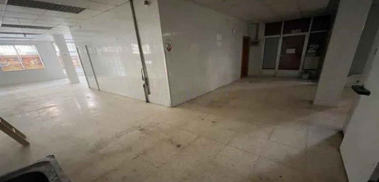 Venta - Commercial Unit -
Alicante - Altozano