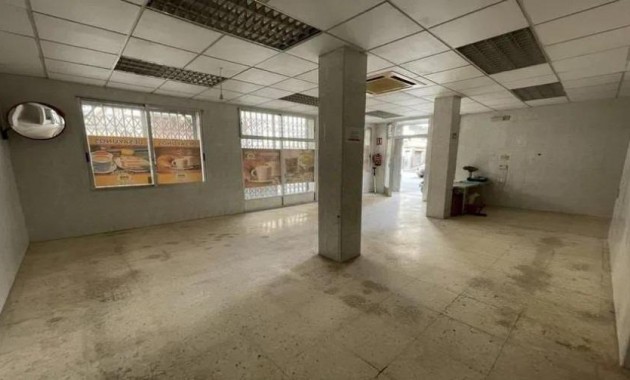 Venta - Commercial Unit -
Alicante - Altozano
