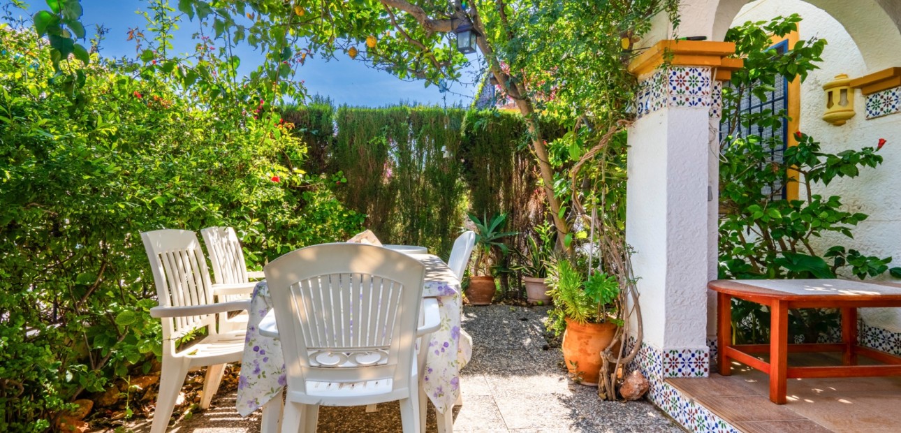 Herverkoop - Bungalow -
Orihuela Costa