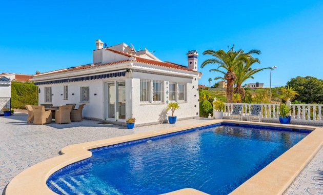 Herverkoop - Villa -
Ciudad Quesada