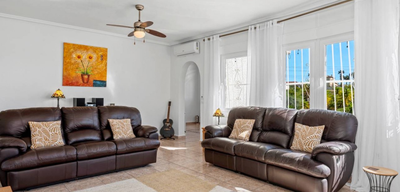 Herverkoop - Villa -
Ciudad Quesada