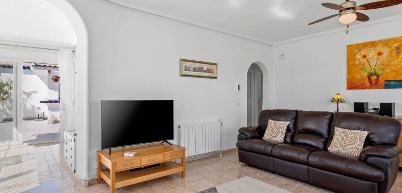 Herverkoop - Villa -
Ciudad Quesada