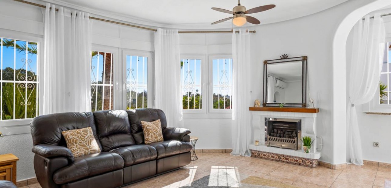 Herverkoop - Villa -
Ciudad Quesada