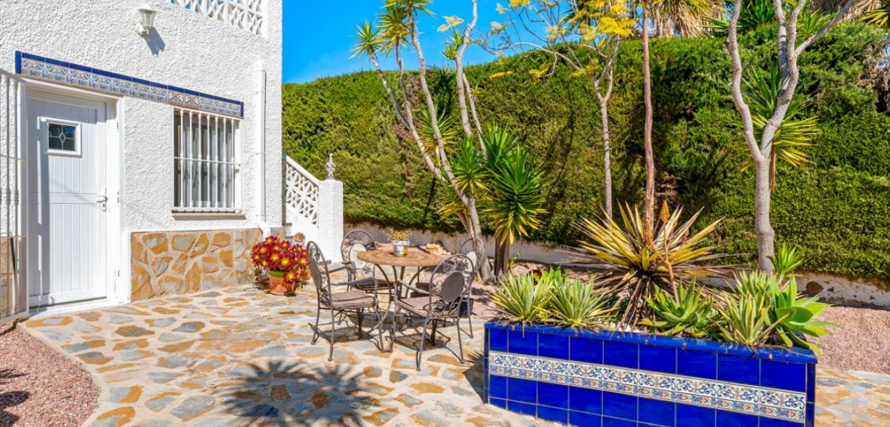 Herverkoop - Villa -
Ciudad Quesada