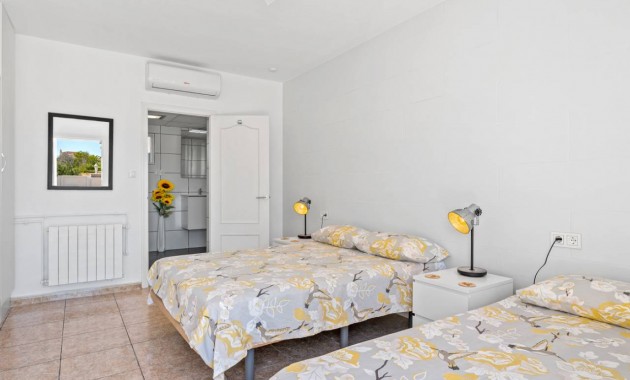 Herverkoop - Villa -
Ciudad Quesada