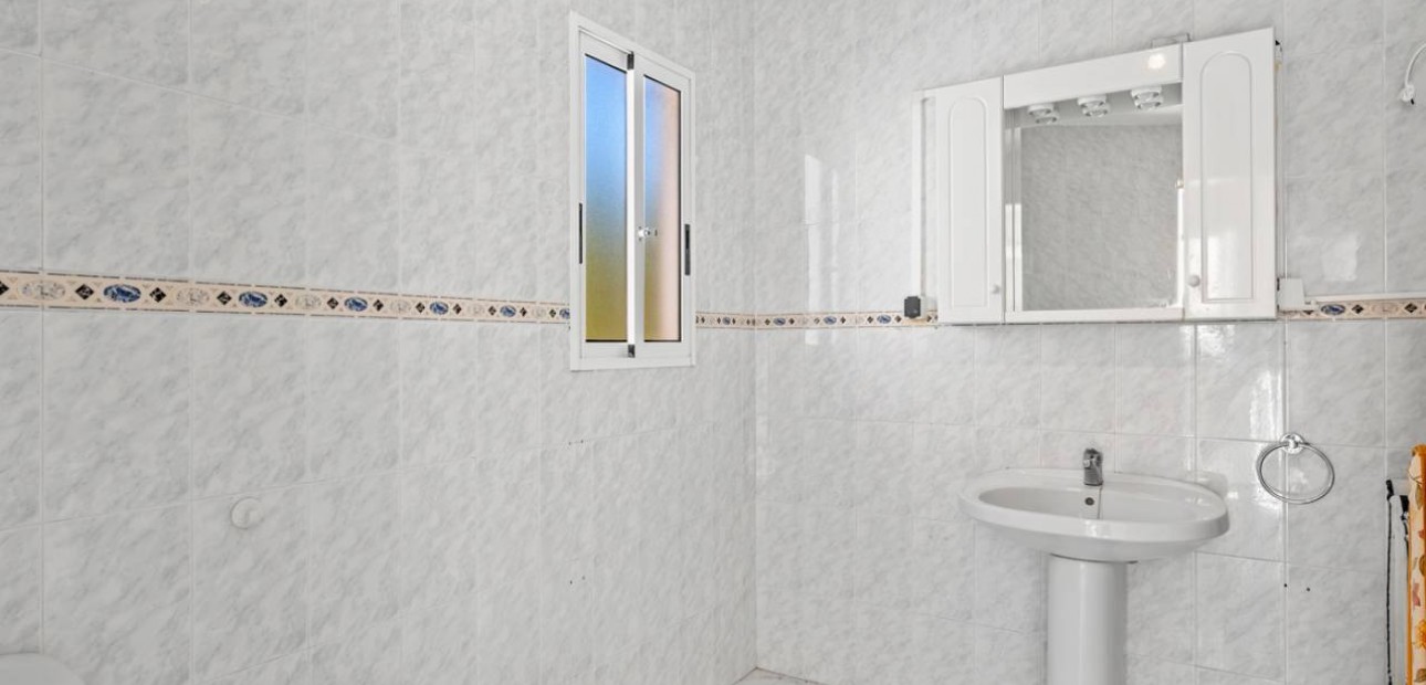 Herverkoop - Villa -
Ciudad Quesada