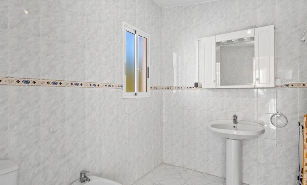 Herverkoop - Villa -
Ciudad Quesada