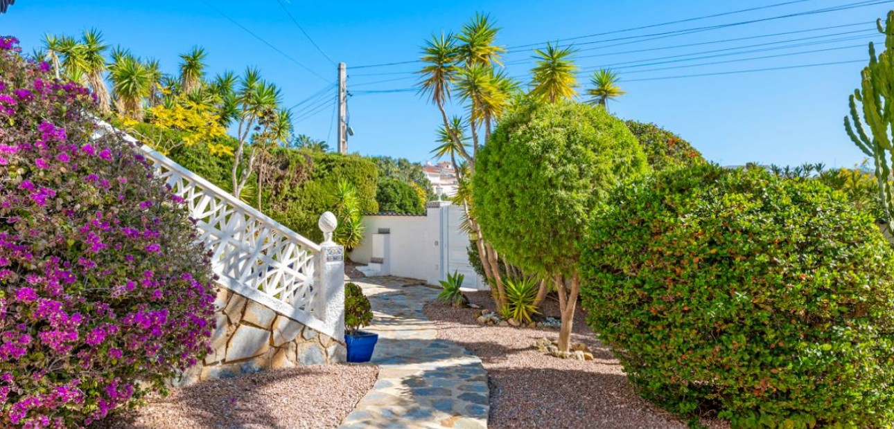 Herverkoop - Villa -
Ciudad Quesada