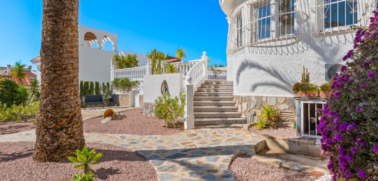 Herverkoop - Villa -
Ciudad Quesada