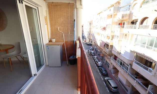 Herverkoop - Appartement / flat -
Torrevieja - Centro