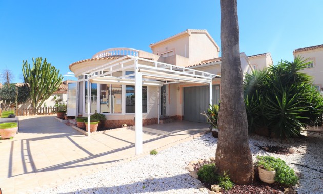 Herverkoop - Detached Villa -
Ciudad Quesada - Atalayas