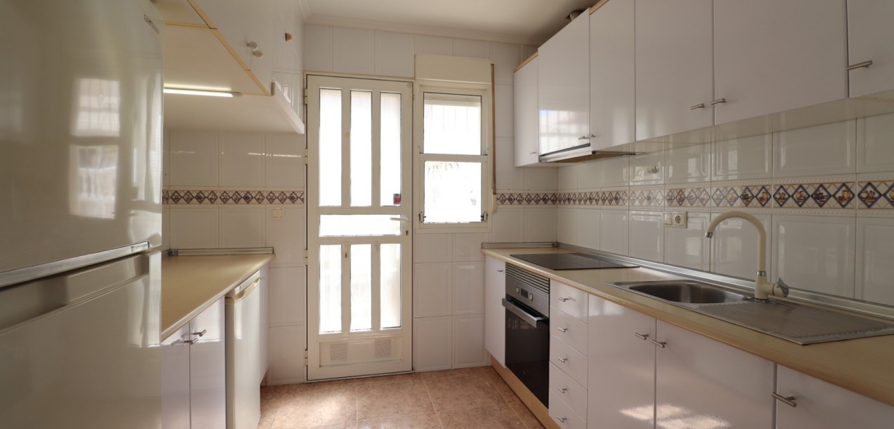 Herverkoop - Detached Villa -
Ciudad Quesada - Atalayas