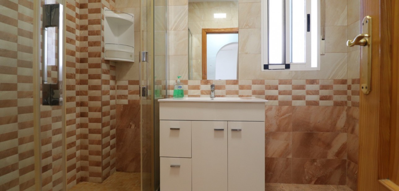 Herverkoop - Detached Villa -
Ciudad Quesada - Atalayas