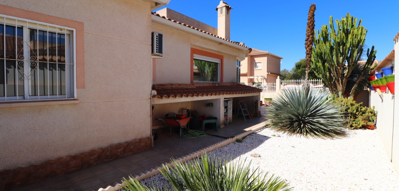 Herverkoop - Detached Villa -
Ciudad Quesada - Atalayas