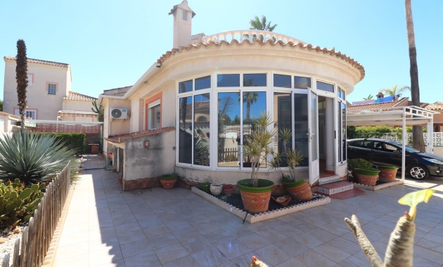 Herverkoop - Detached Villa -
Ciudad Quesada - Atalayas