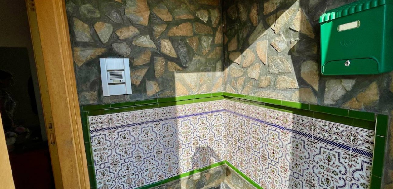 Herverkoop - Villa -
Orihuela