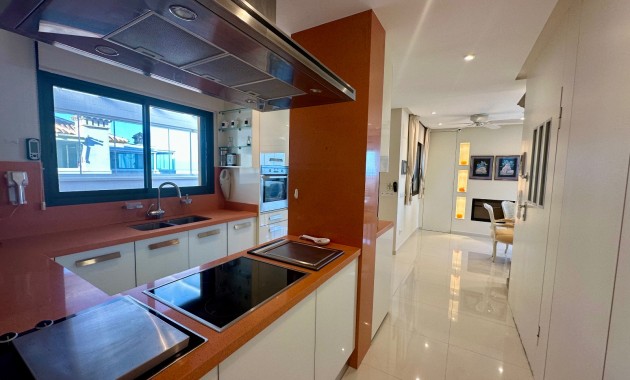 Herverkoop - Penthouse -
Guardamar del Segura - Marjal Beach