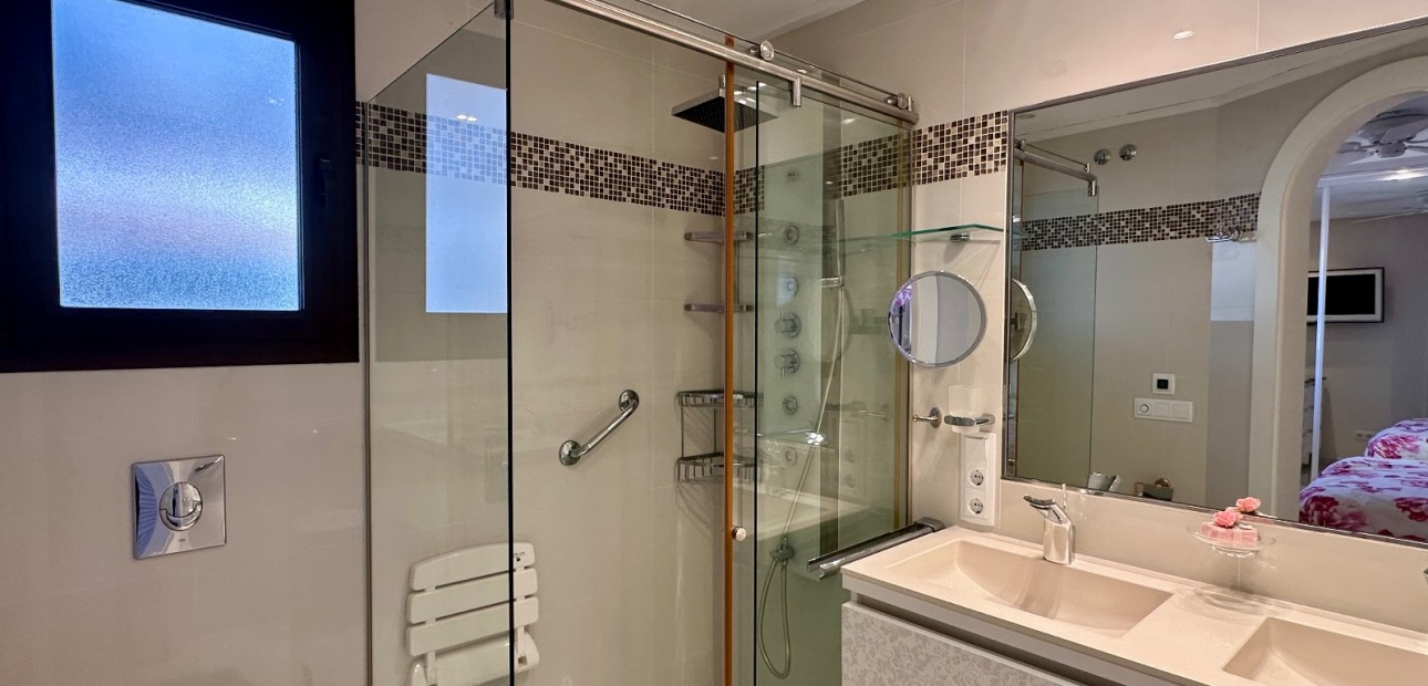 Herverkoop - Penthouse -
Guardamar del Segura - Marjal Beach