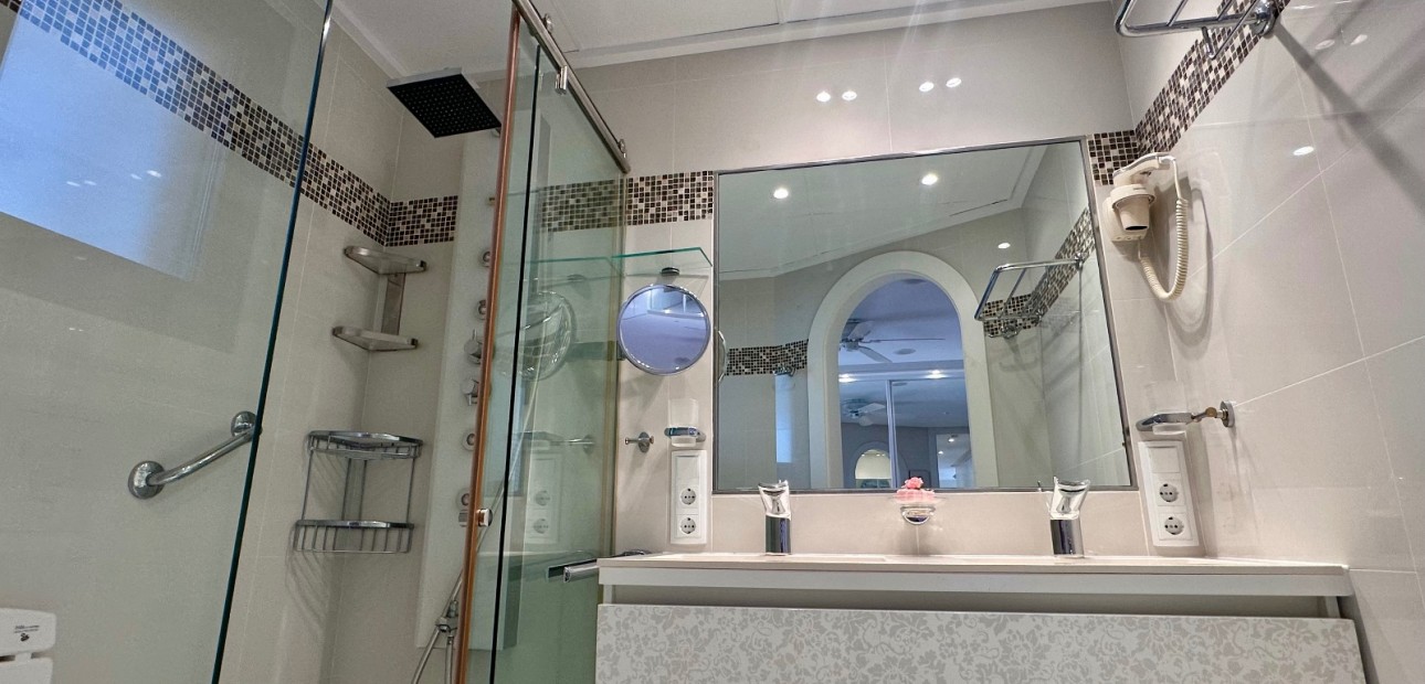 Herverkoop - Penthouse -
Guardamar del Segura - Marjal Beach