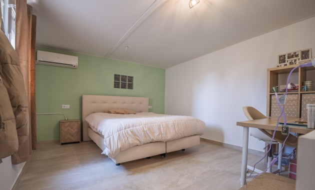 Venta - 5. Finca / Country Property -
Elche Pedanías - Daimés