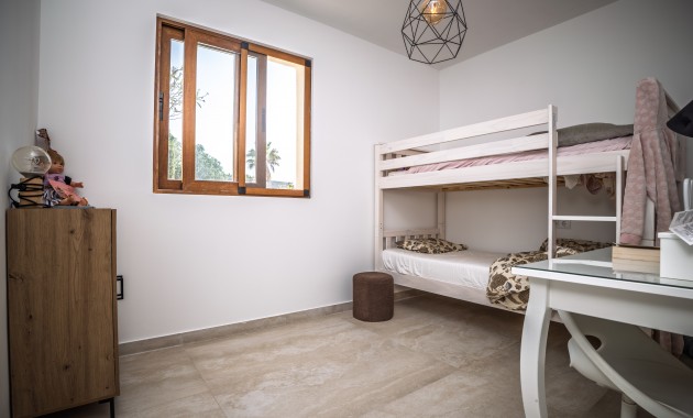 Venta - 5. Finca / Country Property -
Elche Pedanías - Daimés