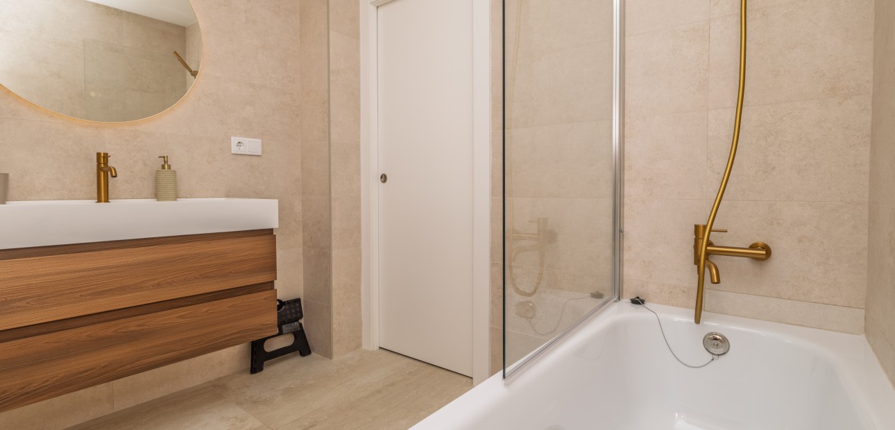 Venta - 5. Finca / Country Property -
Elche Pedanías - Daimés