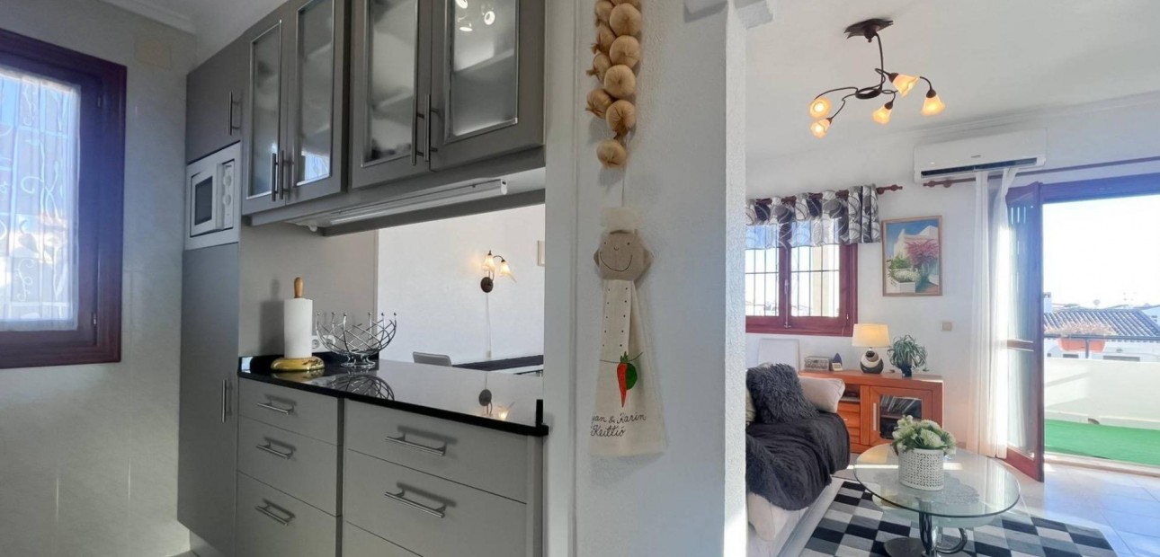 Herverkoop - Bungalow -
Torrevieja - Miramar - Torre del Moro