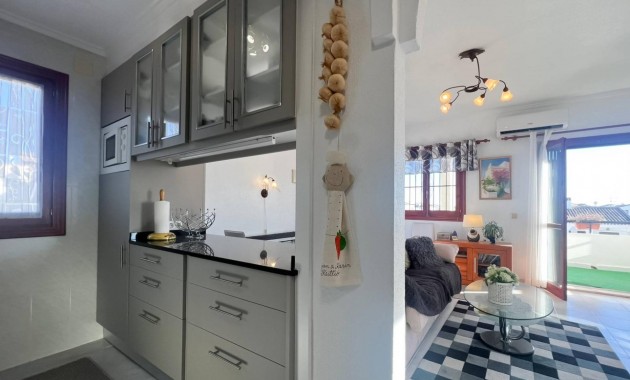 Herverkoop - Bungalow -
Torrevieja - Miramar - Torre del Moro