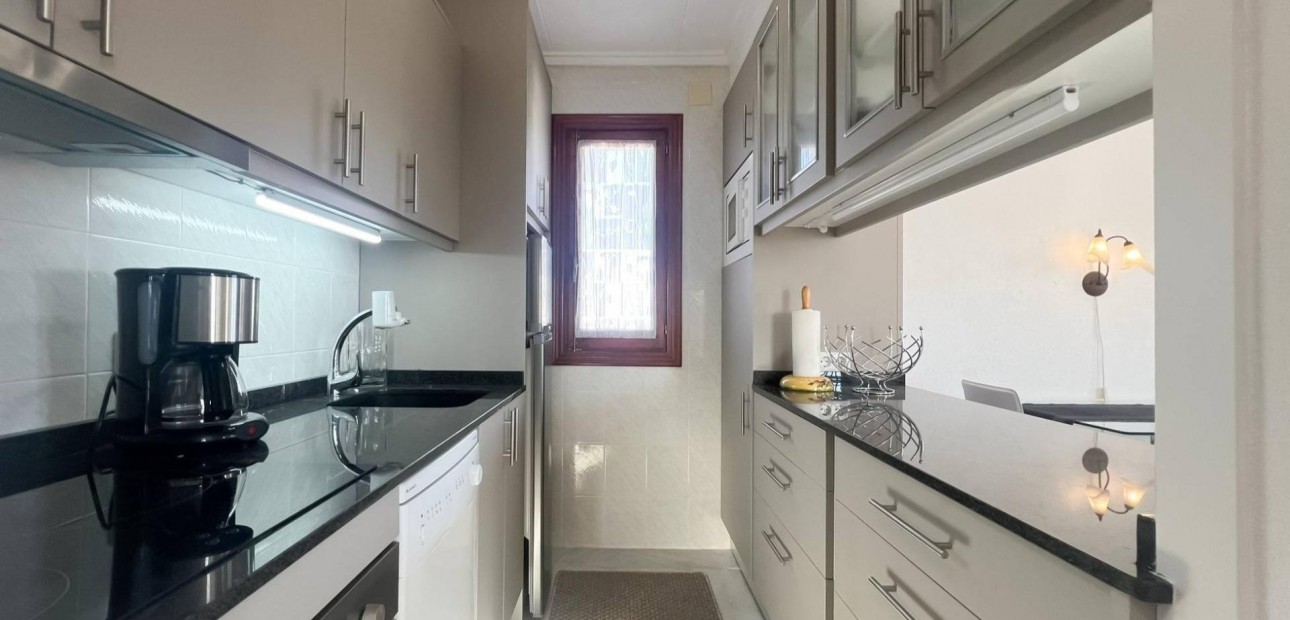 Herverkoop - Bungalow -
Torrevieja - Miramar - Torre del Moro